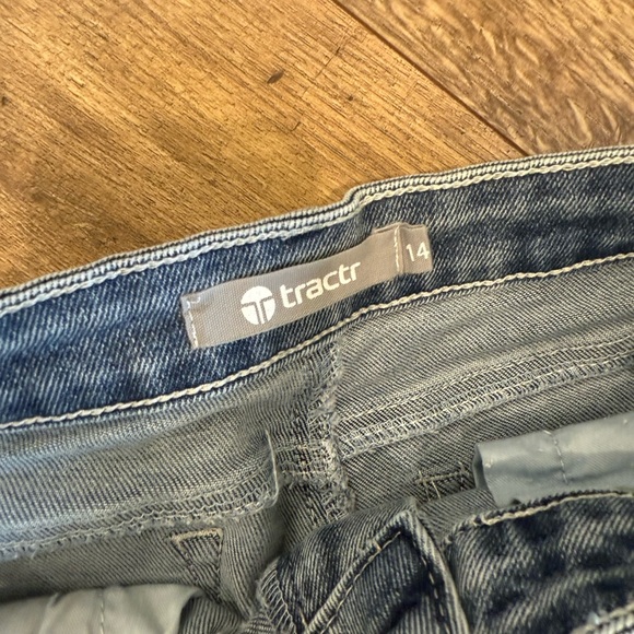 Tractr Blue Floral Embroidered Wide Leg Jeans - Picture 2 of 3